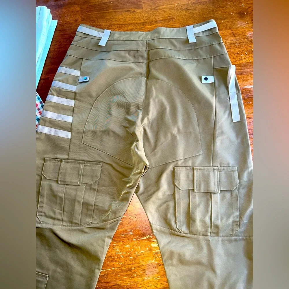 Multi-Pockets Pant - Picture 7 of 10
